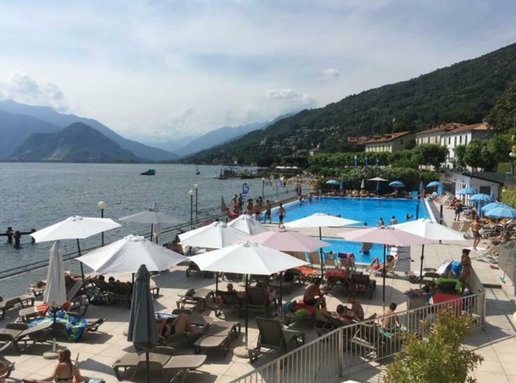 Marina Apartment & Suite Verbania Exterior photo
